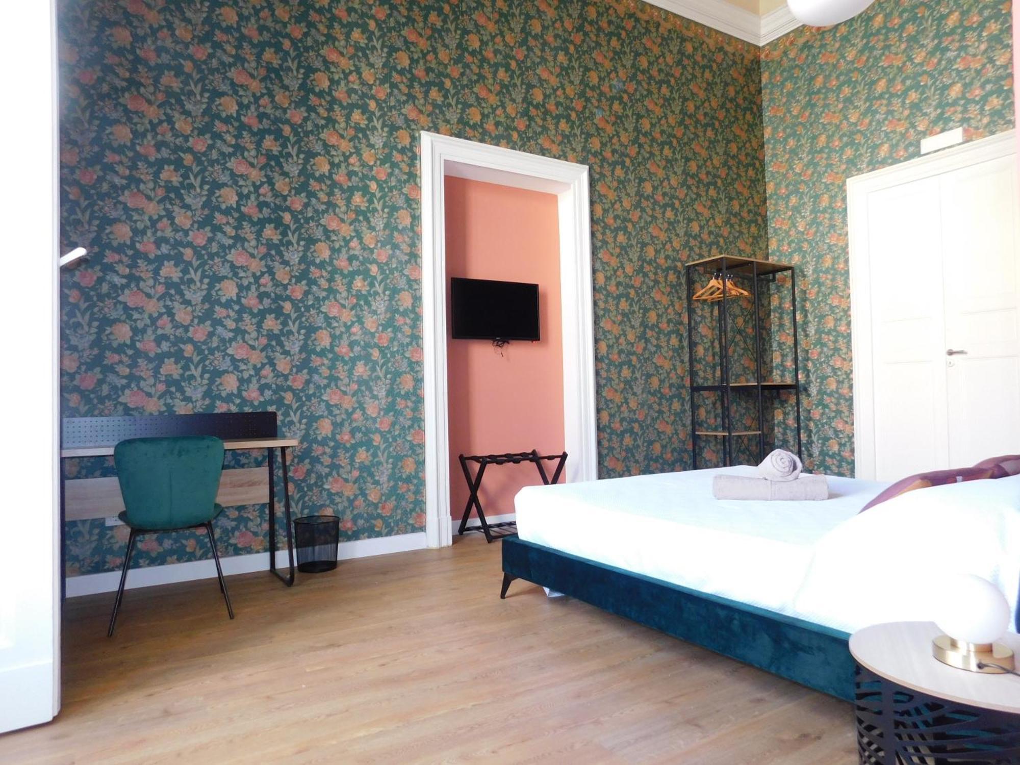 Hibiscus - Etnea Rooms Katania Zewnętrze zdjęcie