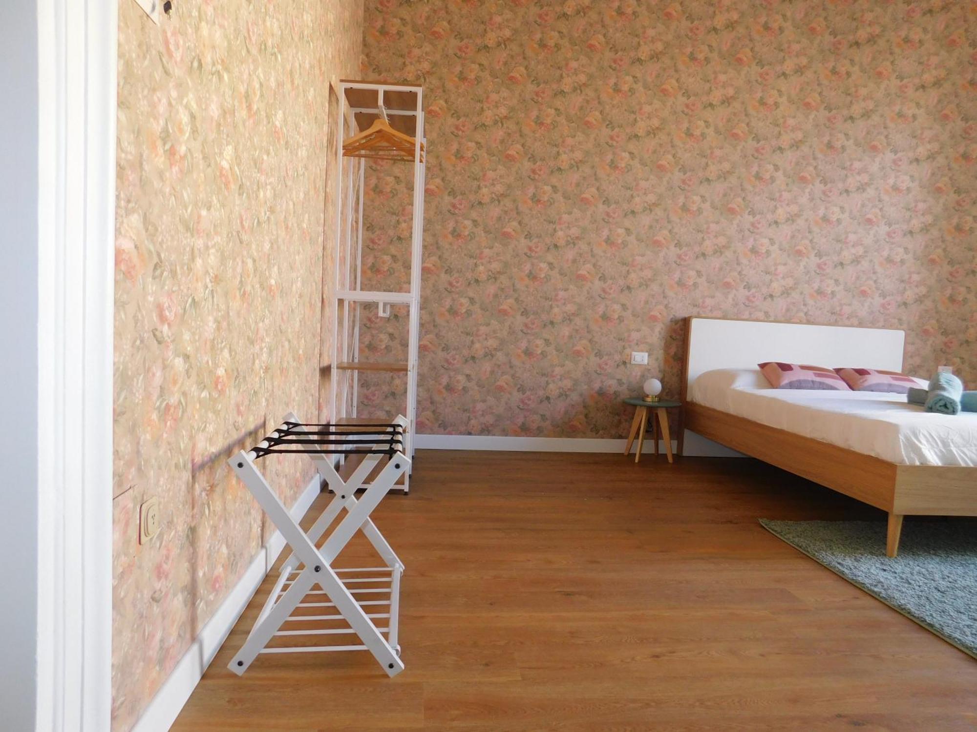 Hibiscus - Etnea Rooms Katania Zewnętrze zdjęcie