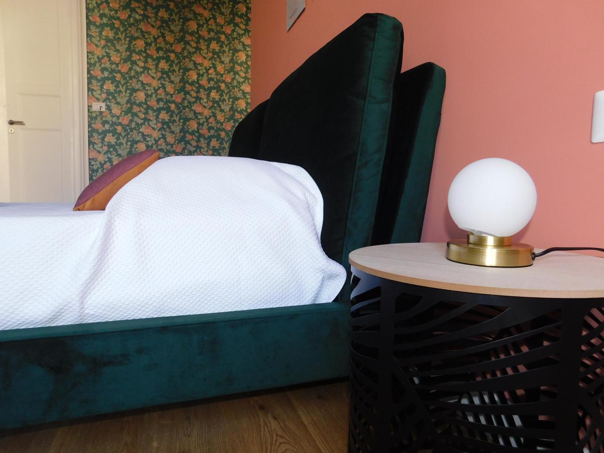 Hibiscus - Etnea Rooms Katania Zewnętrze zdjęcie